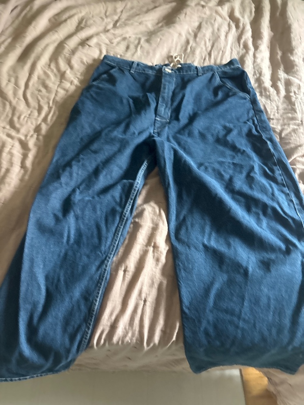 Lace back jeans